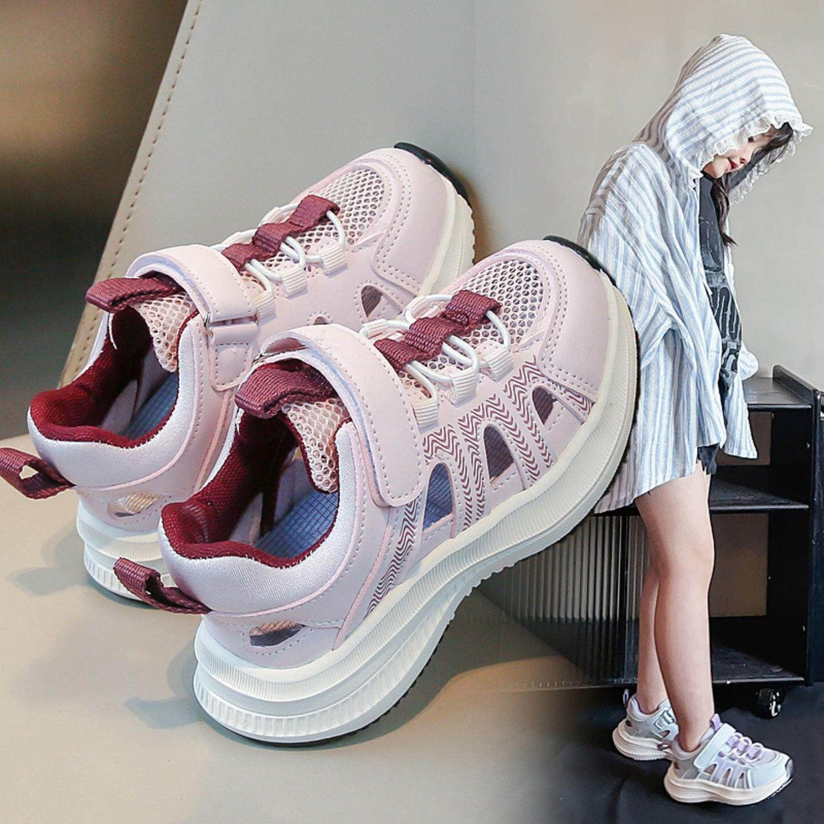 2026 Spring New Boys Sports Sandals, Soft Sole Hollow Out Kids Shoes, White Single Mesh Lightweight Sneakers For Big Kids