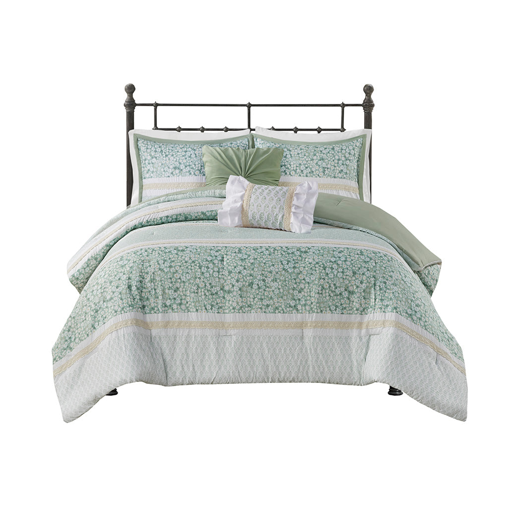 Full/Queen 5 Piece Seersucker Comforter Set with Throw Pillows