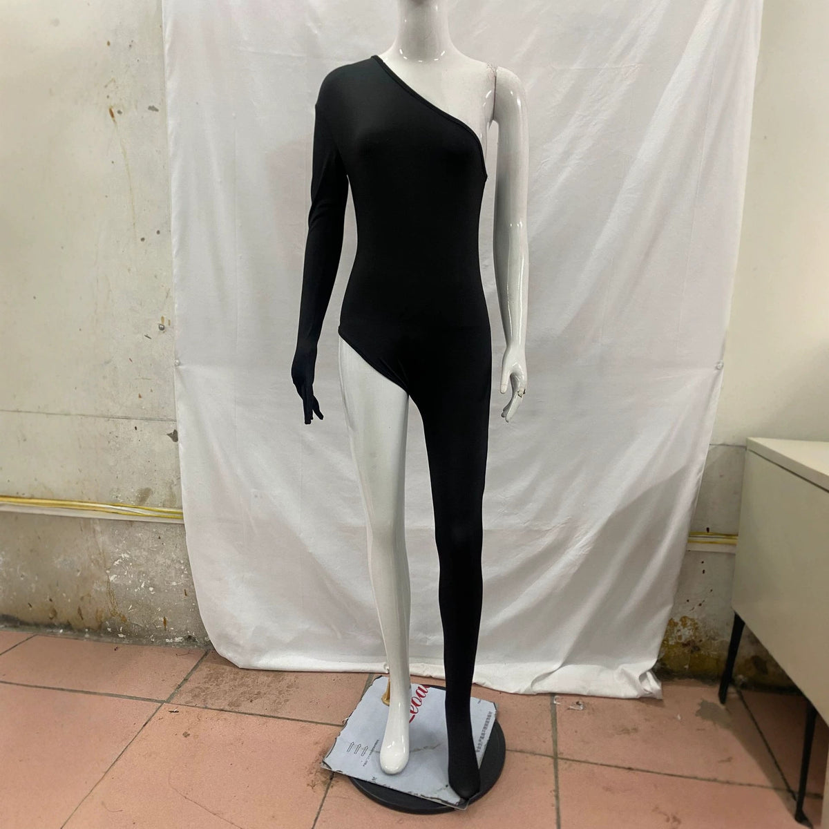 One-shoulder Jumpsuit With A Slimming Leg-revealing Design