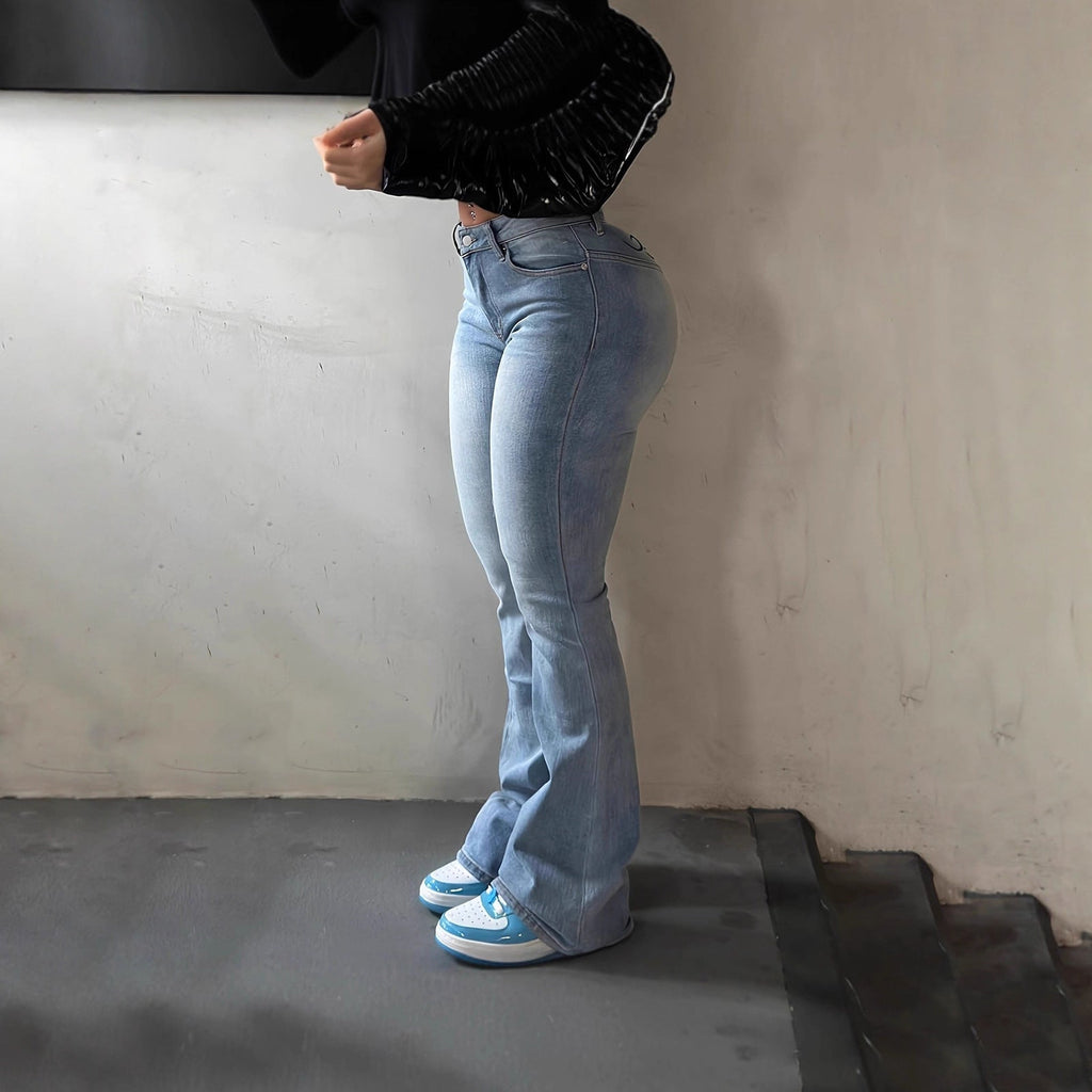 Stylish Slim-fit Denim Jeans With A Personalized Street-style Retro Hip-hop Print