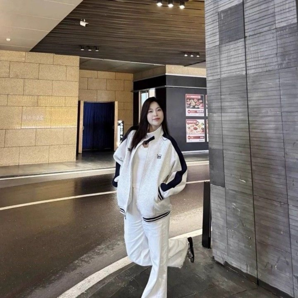 Womens Casual Sporty Jacket With A Stand-up Collar