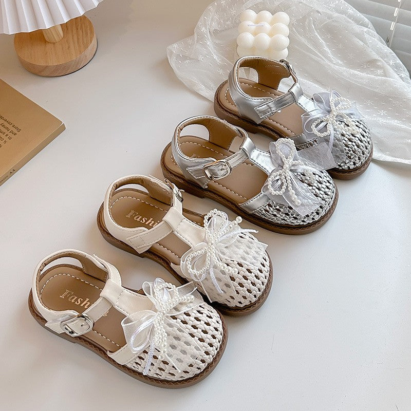 2026 Summer Girls Princess Sandals, Hollow Out Woven Bow Pearl Soft Sole Breathable Baby Beach Princess Shoes