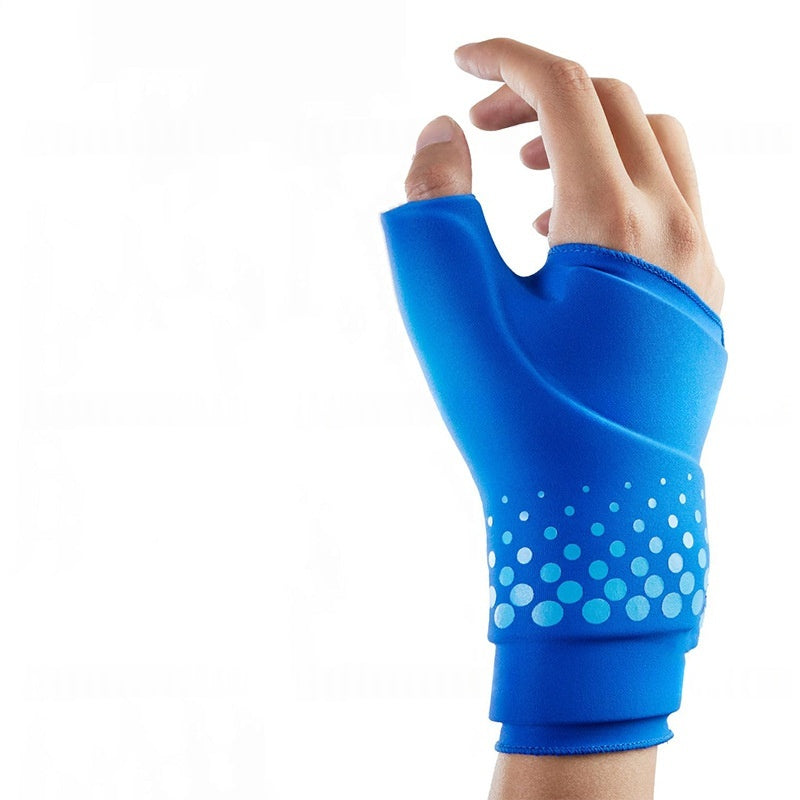 3D Gel Wrist Support With HotCold Therapy