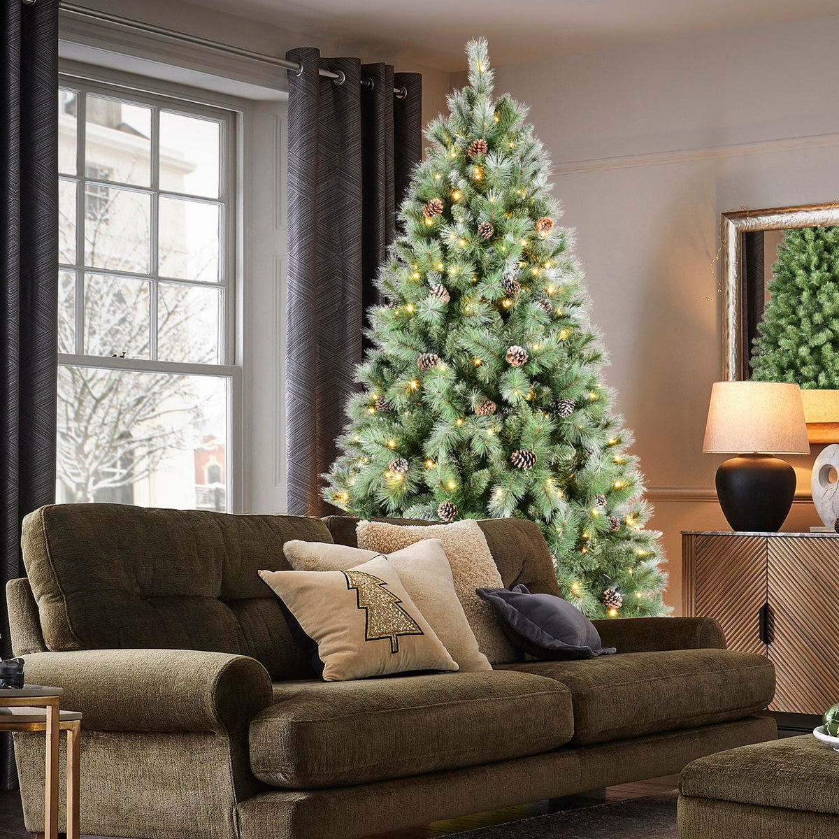 7FT Christmas Tree with 400 Warm Lights