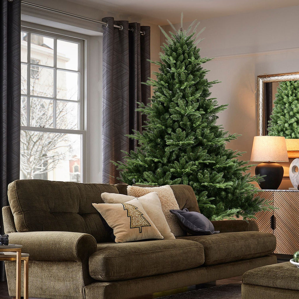 Full-Shaped 4FT Christmas Tree with 714 Tips