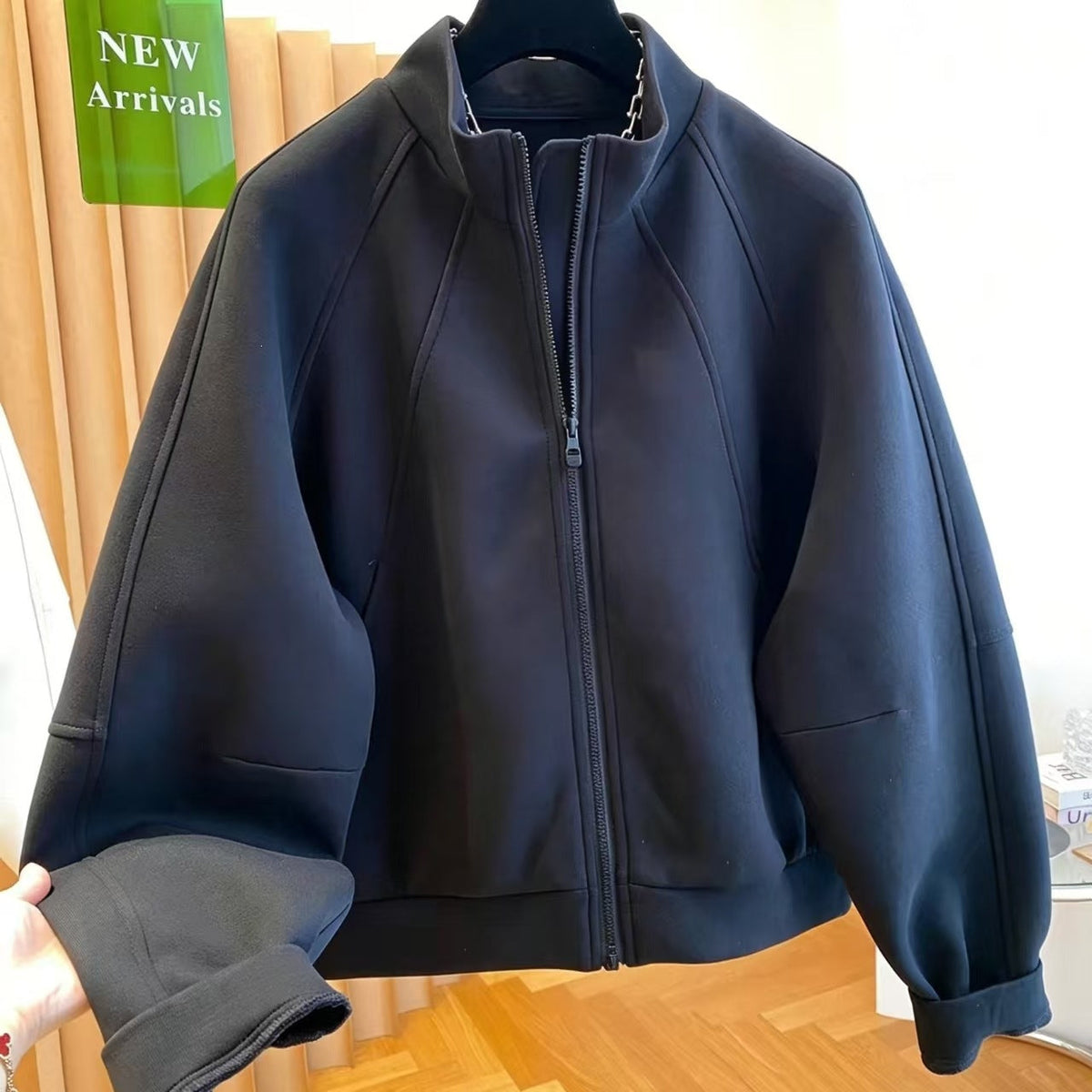 Relaxed Airy And Commuter-style Tailored Jacket