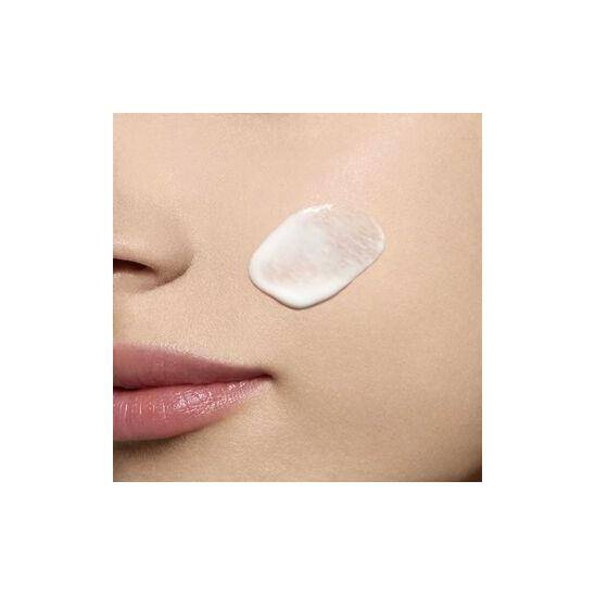 Clarins Bright Plus Milky Essence Lotion Brightening Care 200 ml