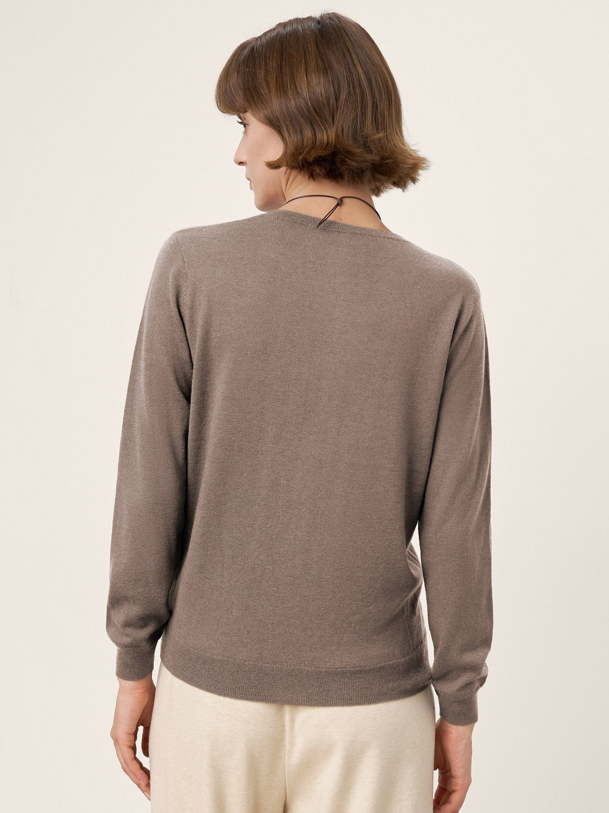 100% Extra-Fine Merino Wool Essential Crew Neck Knit Sweater BRIDGET