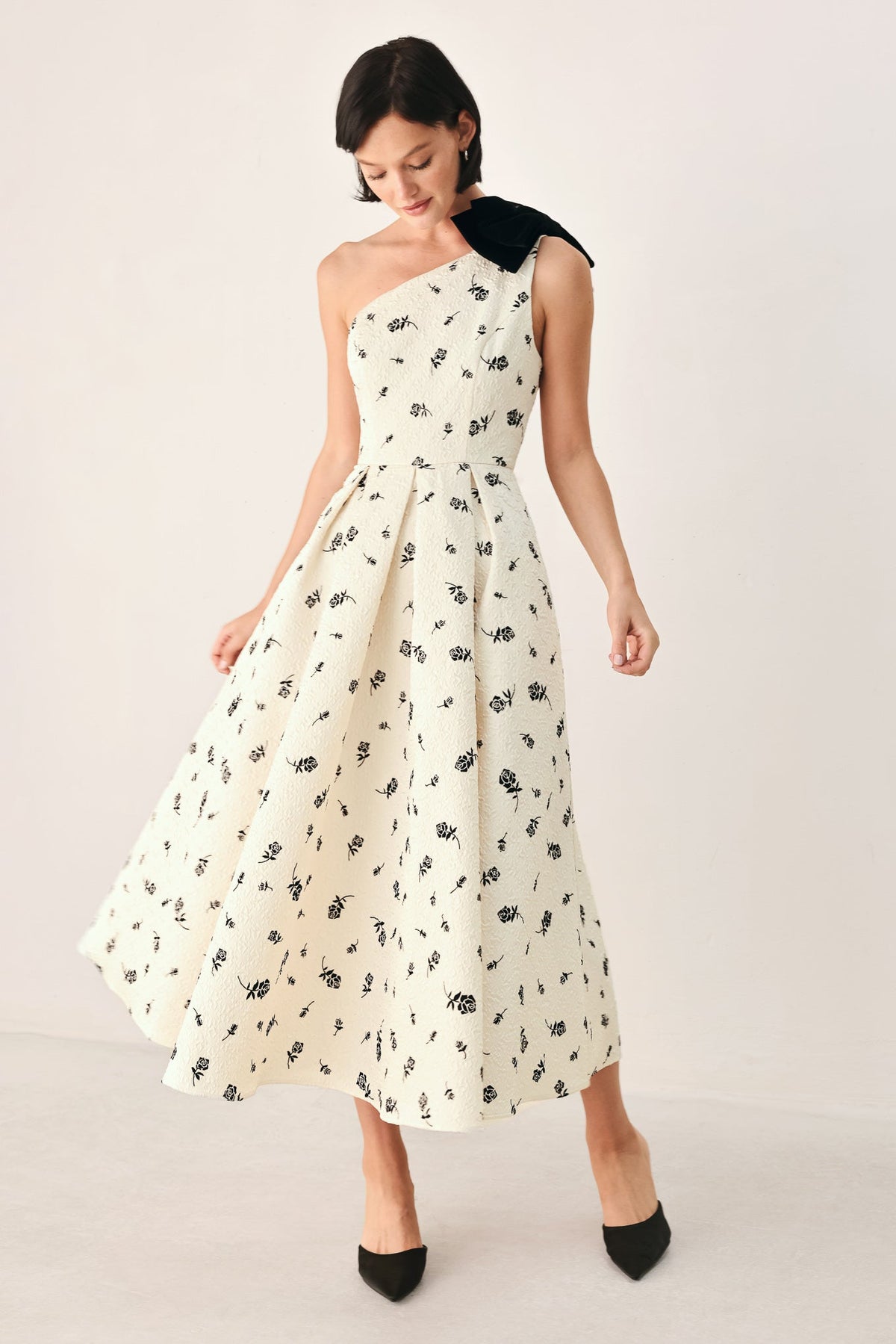 PERFECTLY POISED ONE SHOULDER BOW MIDI DRESS