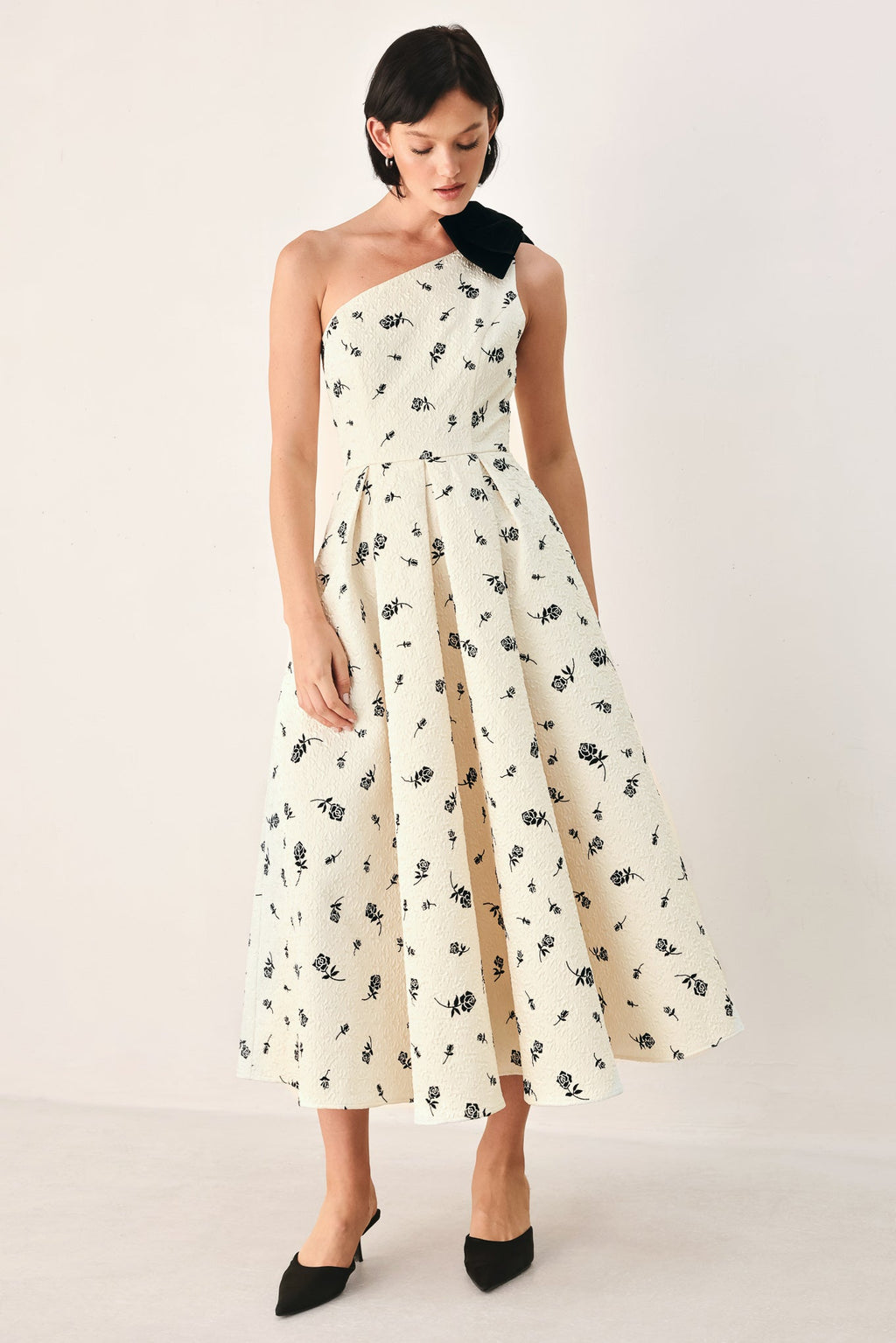 PERFECTLY POISED ONE SHOULDER BOW MIDI DRESS