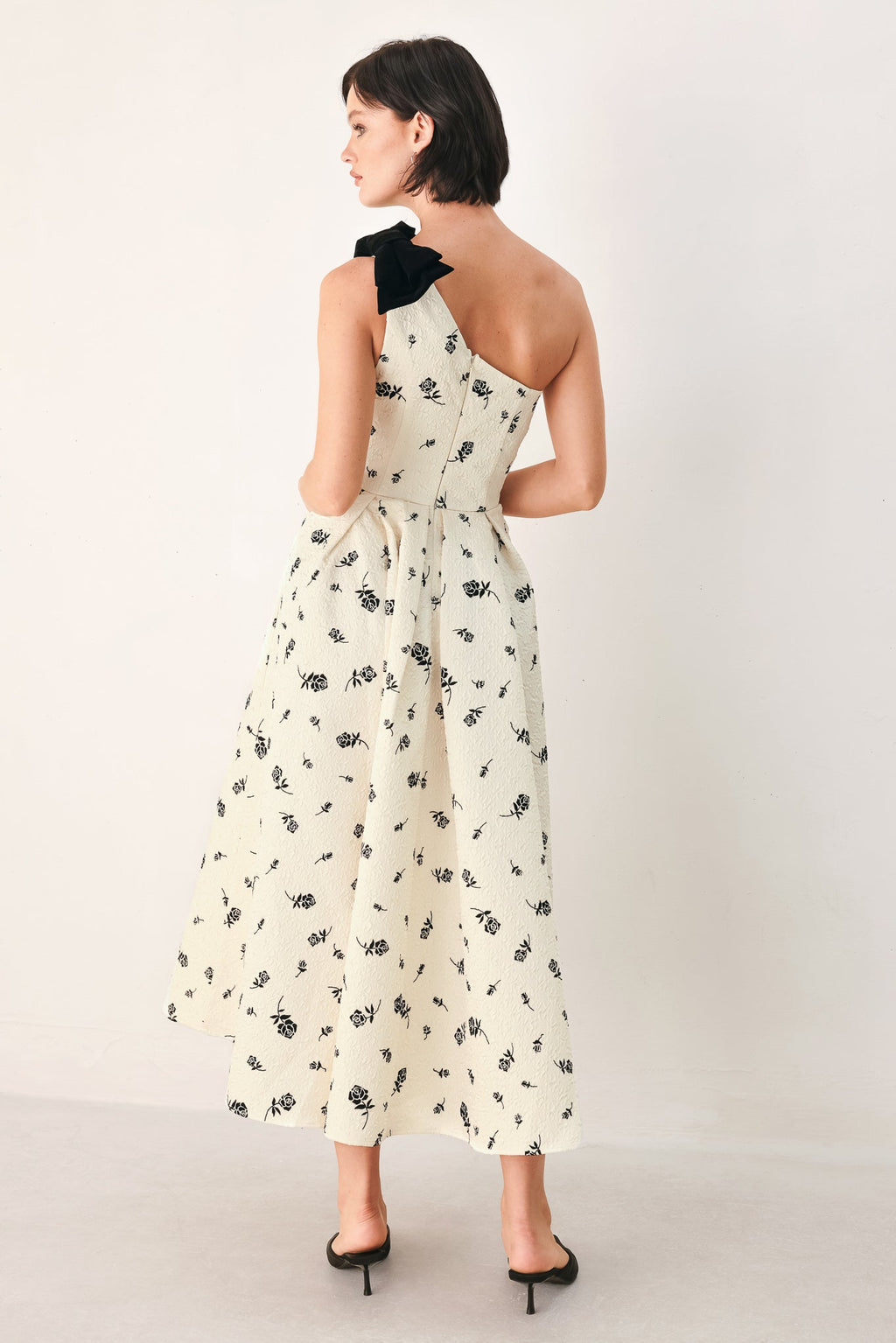 PERFECTLY POISED ONE SHOULDER BOW MIDI DRESS