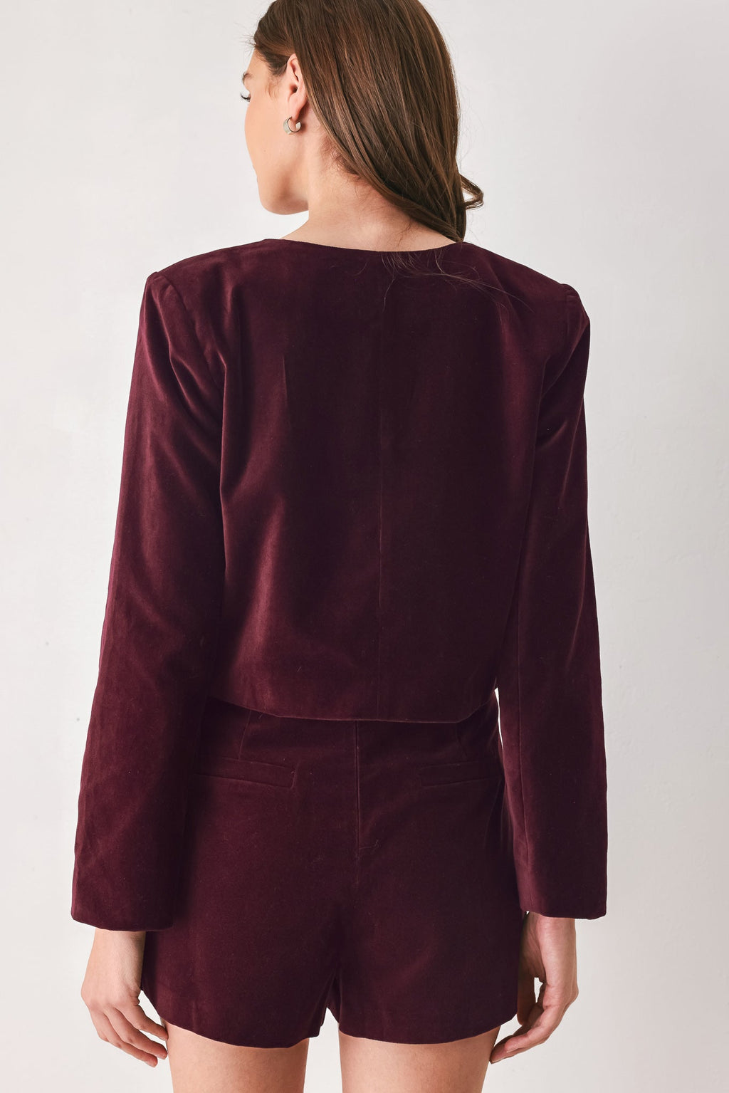 BORDEAUX VELVET BURGUNDY JEWEL-BUTTON CROPPED JACKET