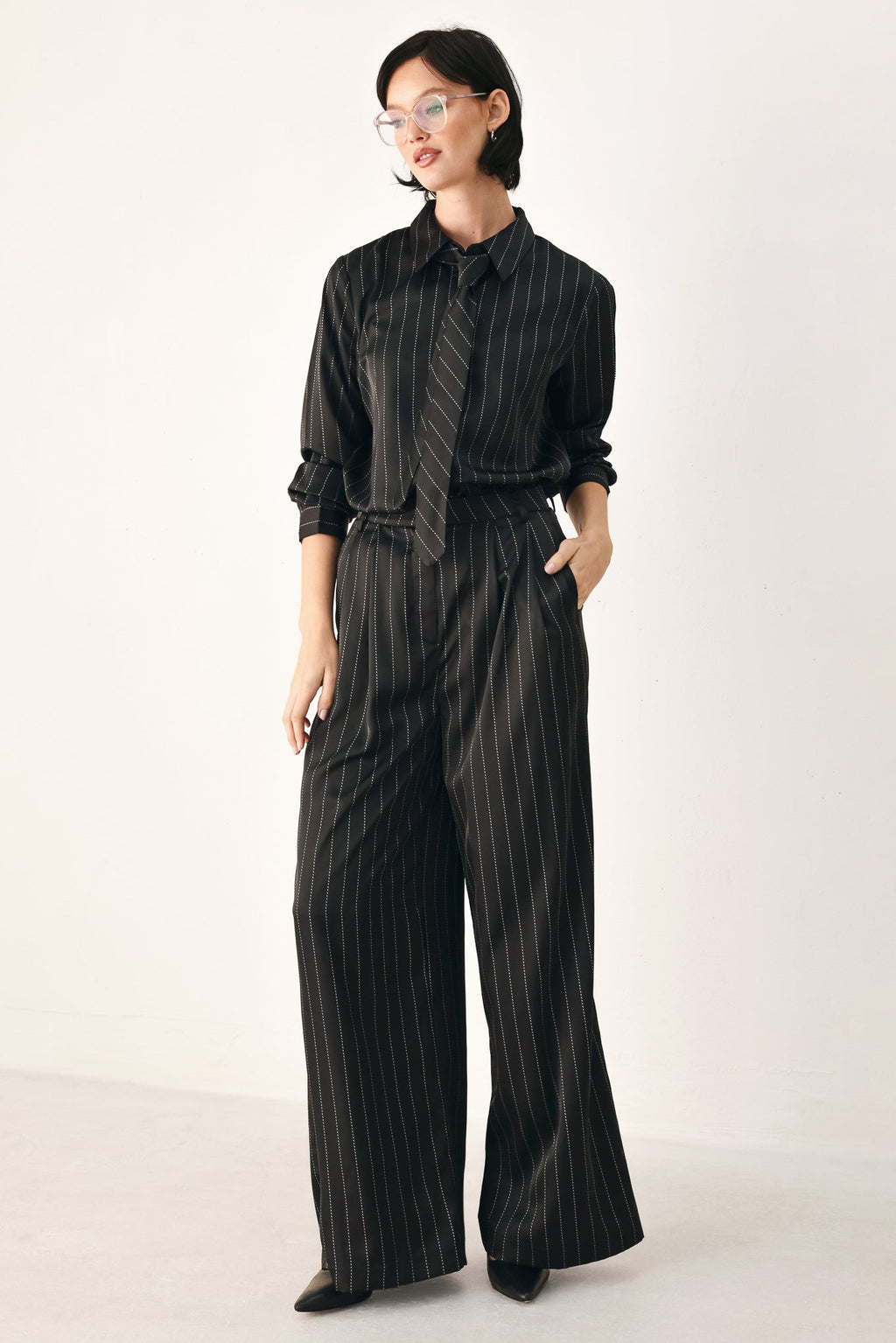 CITY AFTER DARK TIE FRONT STRIPED TOP