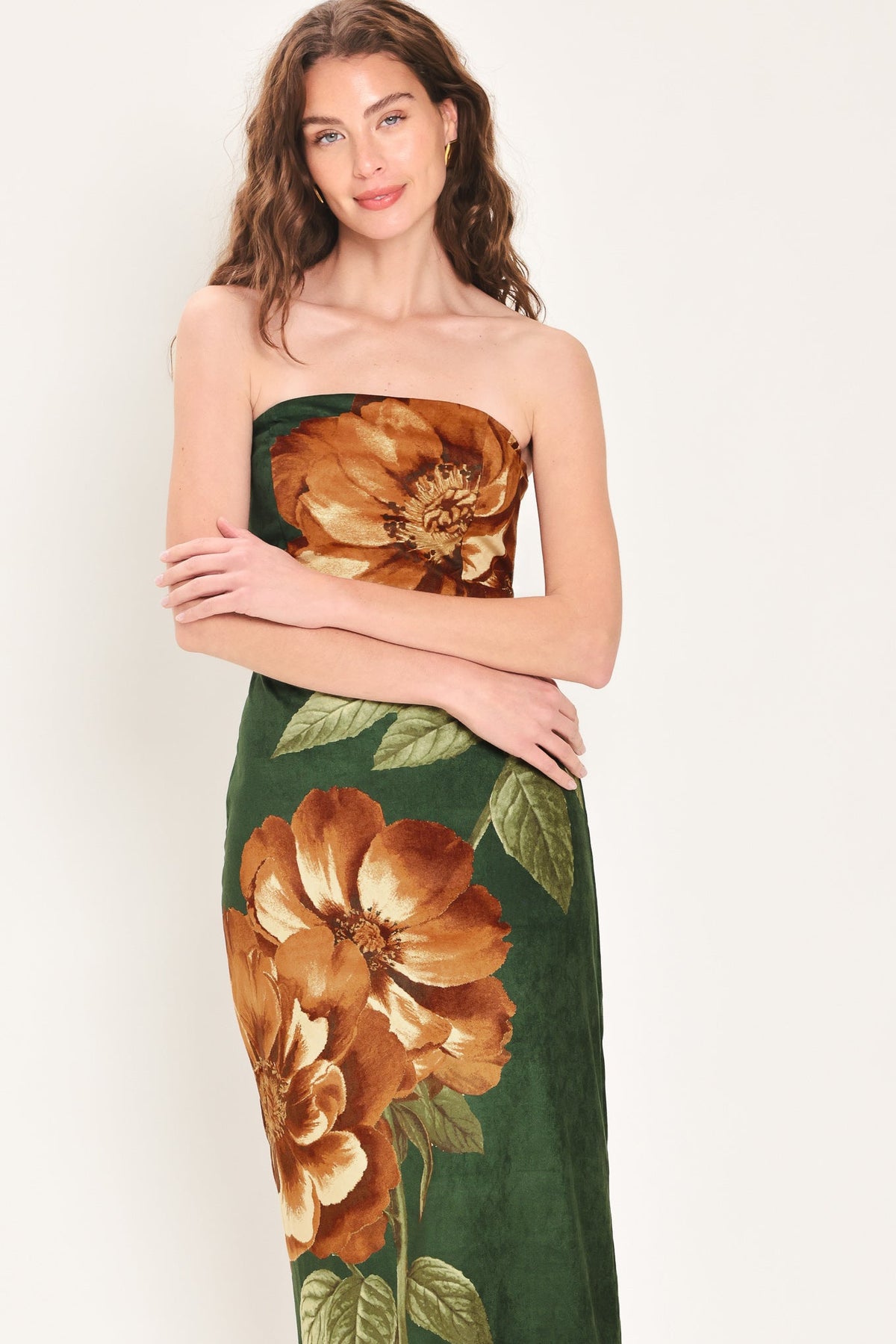 EVERGREEN ENCHANTMENT HUNTER GREEN TUBE MIDI DRESS