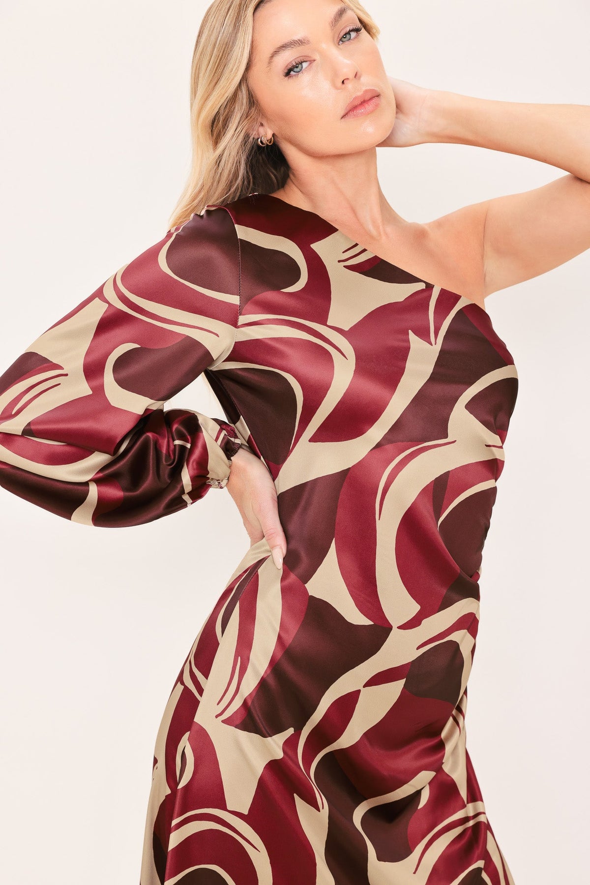 CABERNET SCULPTED WAVE WOVEN MAXI DRESS