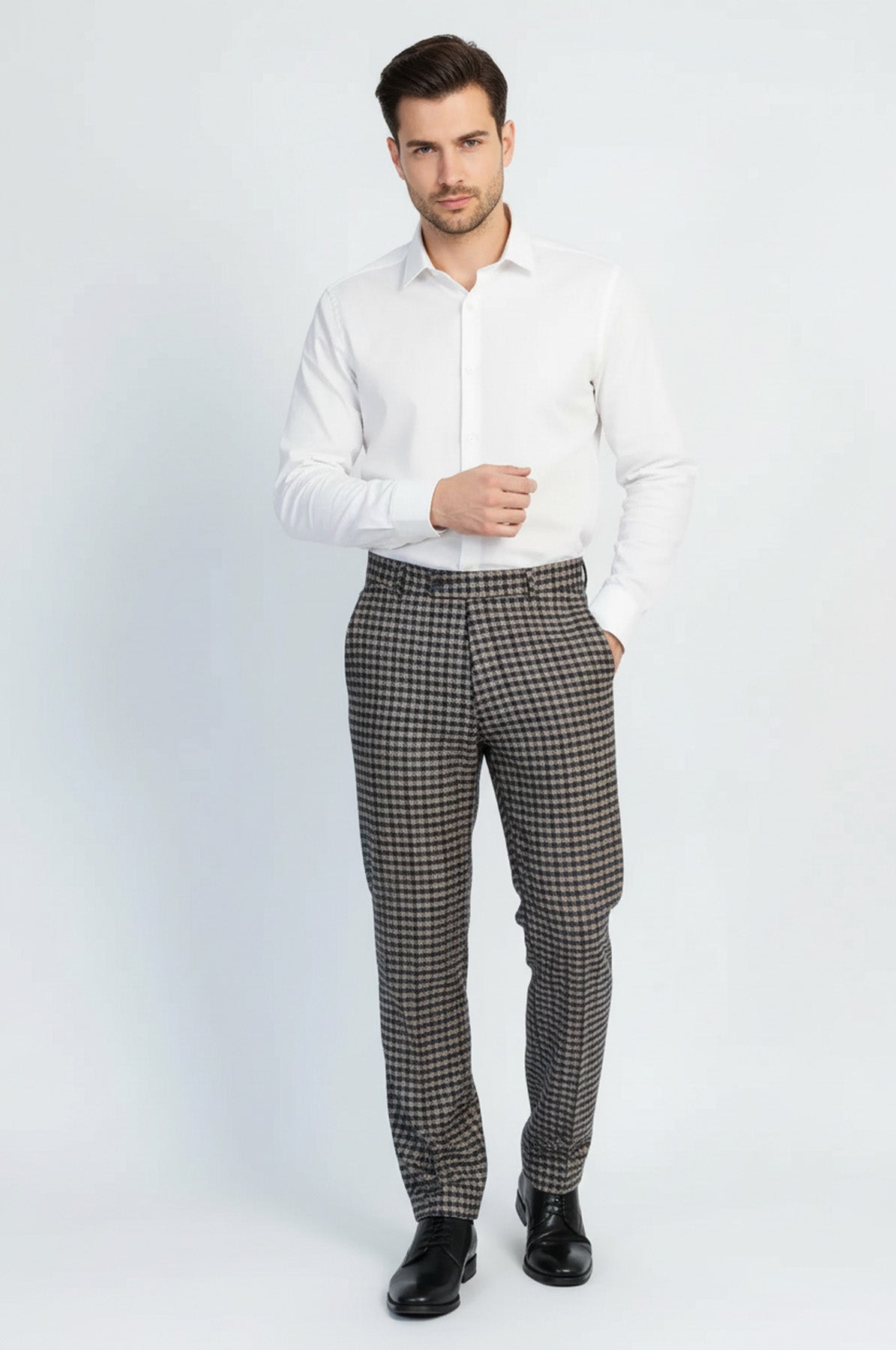 Navy Beige Checkered Fabric Trousers – Wessi