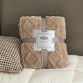 Fluffy Coral Velvet Blanket Flannel Plush Comfortable Thickened and Warm Soft Sofa Throw Blanket for Air-Conditioned Room Luxury