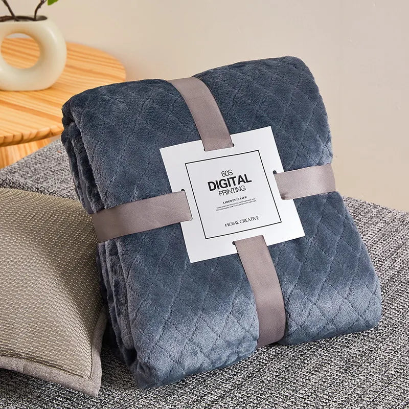 Fluffy Coral Velvet Blanket Flannel Plush Comfortable Thickened and Warm Soft Sofa Throw Blanket for Air-Conditioned Room Luxury