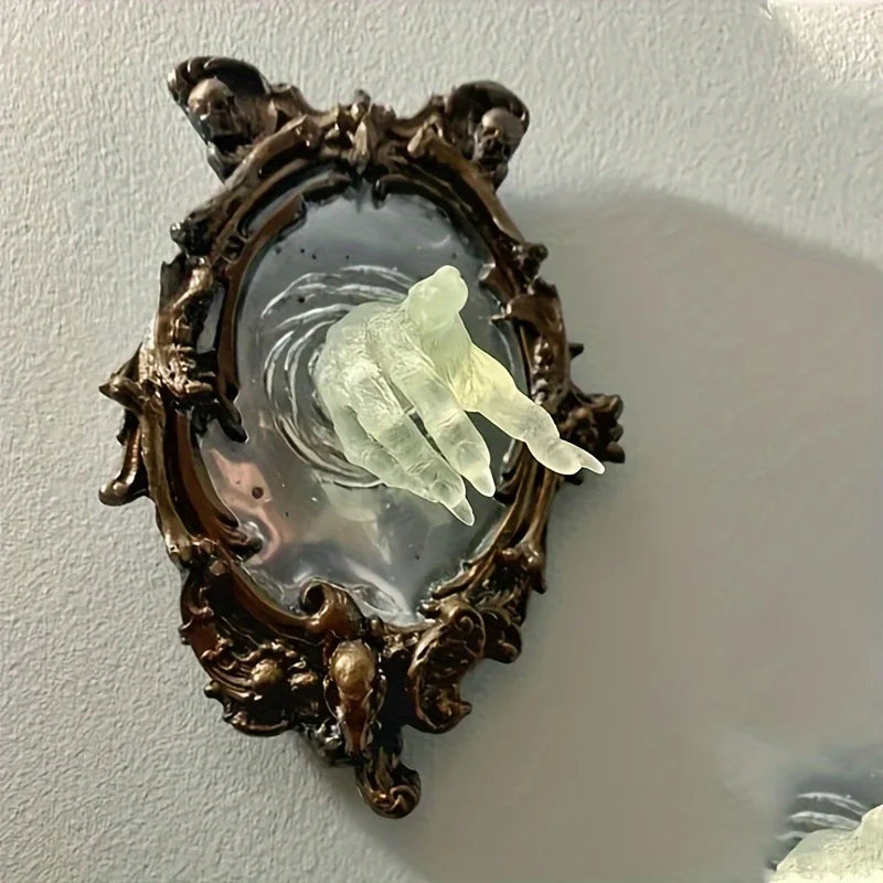Halloween Resin Wall Prop, Devil’s Hand, Goddess or King