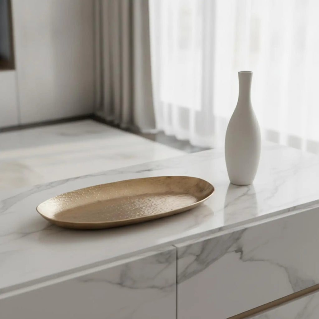Elegant Decorative Trays Irregular Rounded Oval Metal Bowl Table Decoration Tray for Home