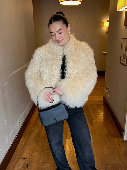 Elegant Green Faux Fur Short Jacket Women Chic Long Sleeve Loose Cardigan Jackets Lady 2025 Winter Daily Vacation Street Outwear