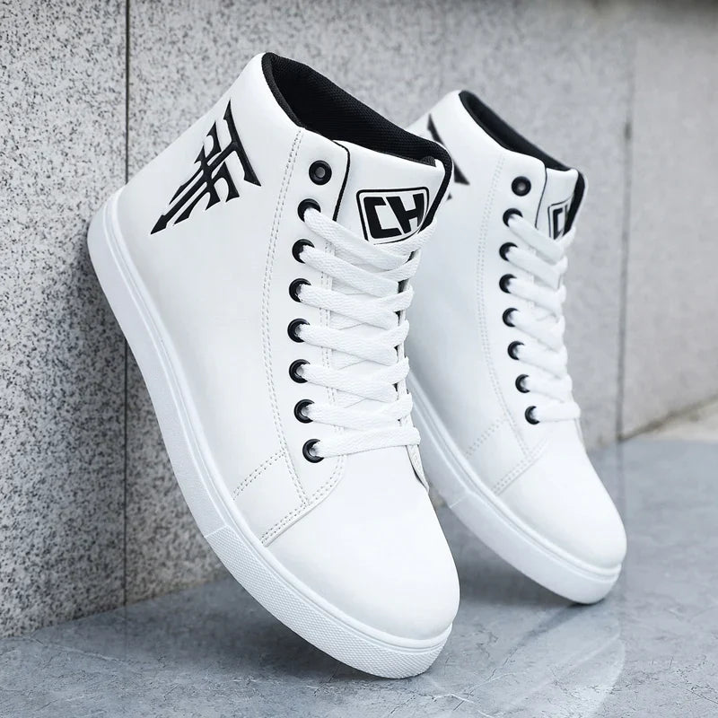 [sneakers] A Pair of High-Top Sports Casual Outdoor Skate Shoes, Comfortable And Suitable for Travel And Fitness (Available in L