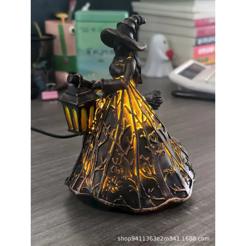 USB-Switch Witch Tabletop Halloween Light