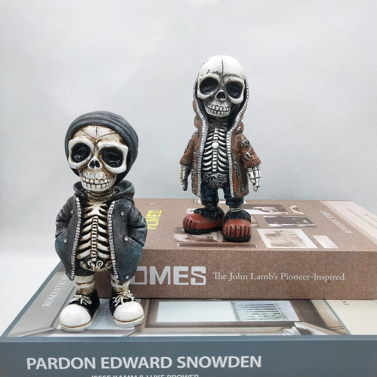 Miniature Resin Skeleton Figurine for Halloween and Gothic Decor