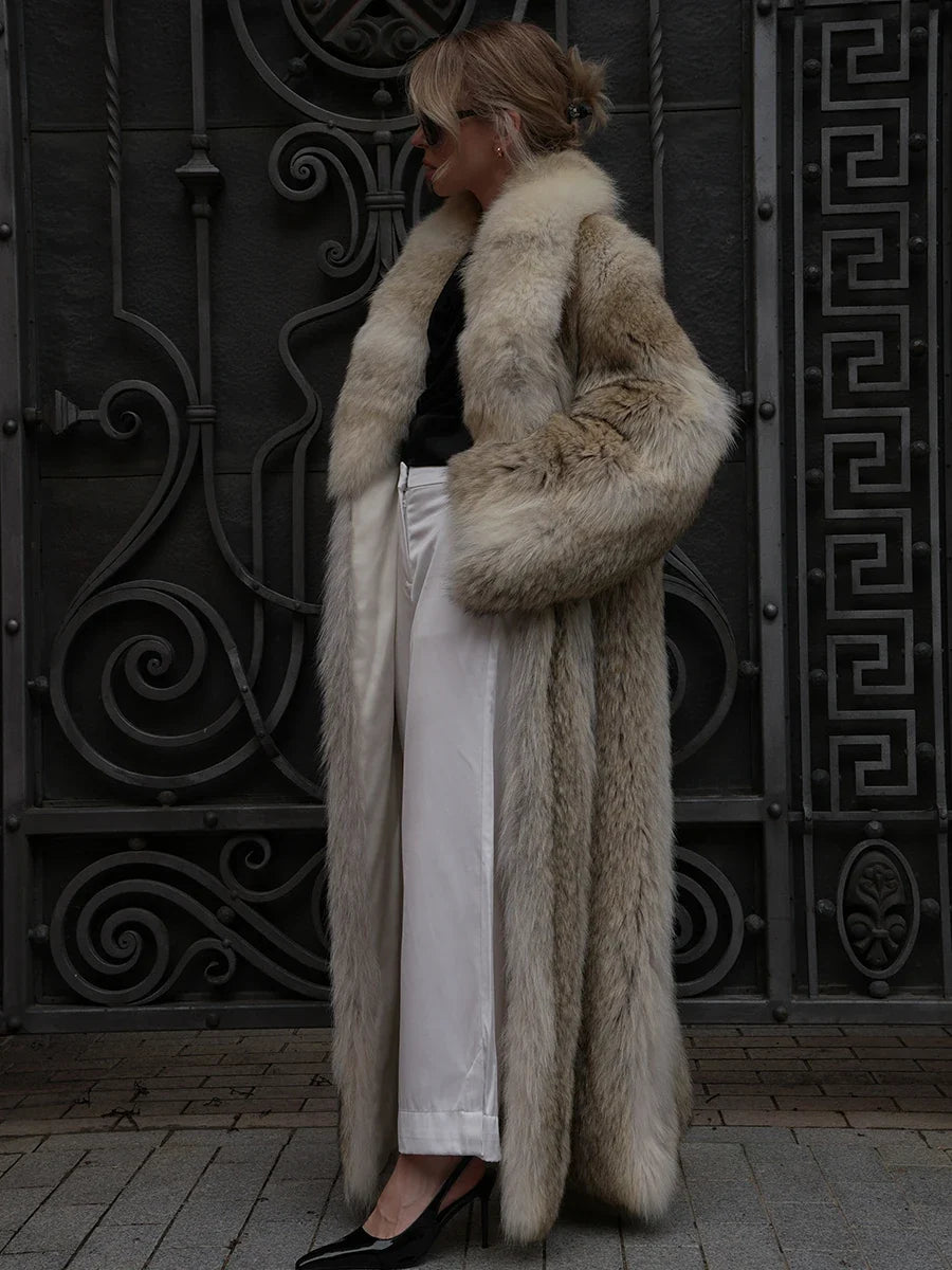 Women Winter Faux Fur Coat Long Fluffy Beige Old Money Style 2026 New Lapel Collar Elegant Warm Luxury Outerwear