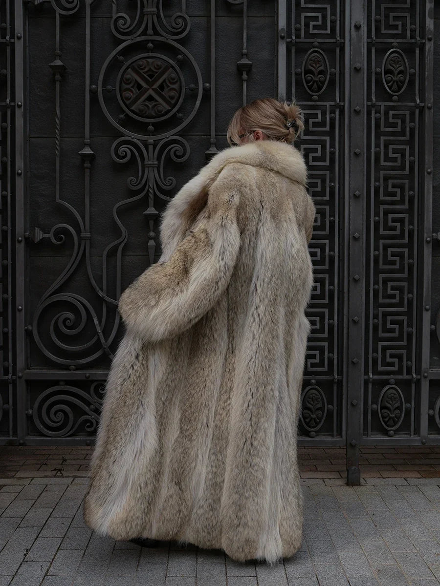 Women Winter Faux Fur Coat Long Fluffy Beige Old Money Style 2026 New Lapel Collar Elegant Warm Luxury Outerwear