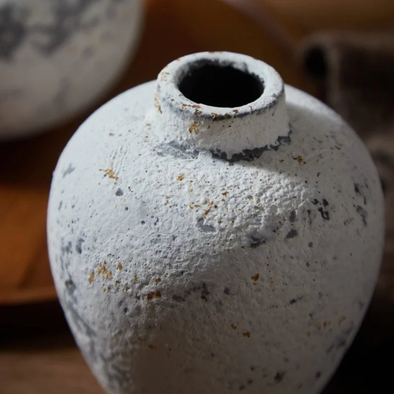 Ceramic Vases Ornaments Nostalgic Handmade Flower Vase For Home Decoration Vase For Dried Flowers Table Decoration
