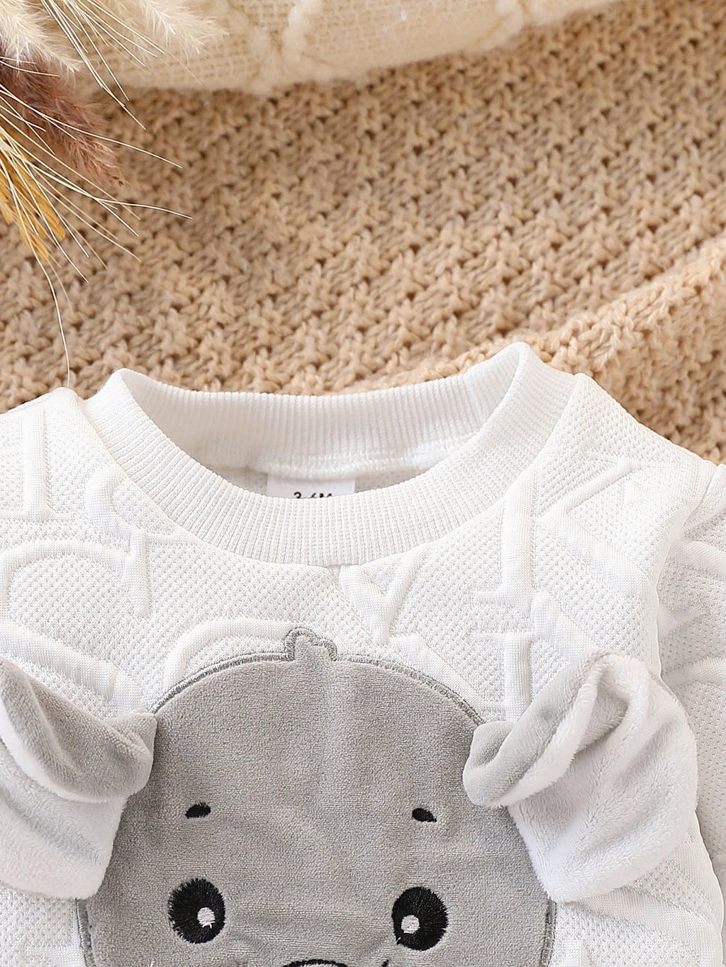 Unisex Baby Elephant Appliqué Quilted Sweatshirt & Distressed Denim Joggers 2-Piece Set