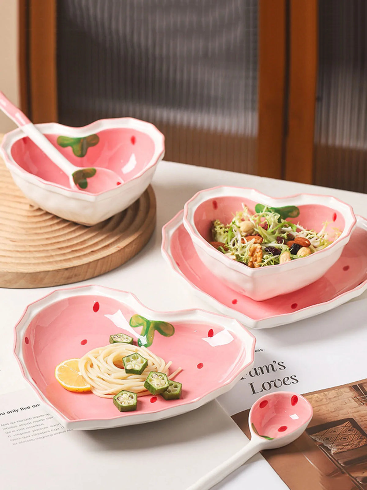 3pcs Strawberry Bowl Spoon Plate Set Beautiful Girl Heart Bowl Salad Bowl Dessert Household Tableware