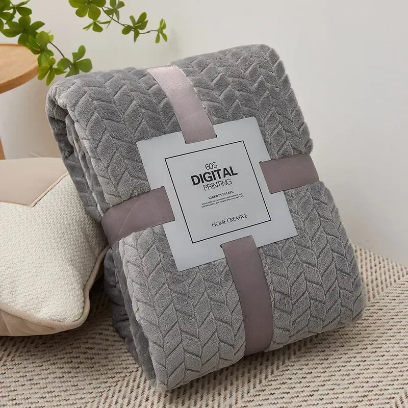Fluffy Coral Velvet Blanket Flannel Plush Comfortable Thickened and Warm Soft Sofa Throw Blanket for Air-Conditioned Room Luxury