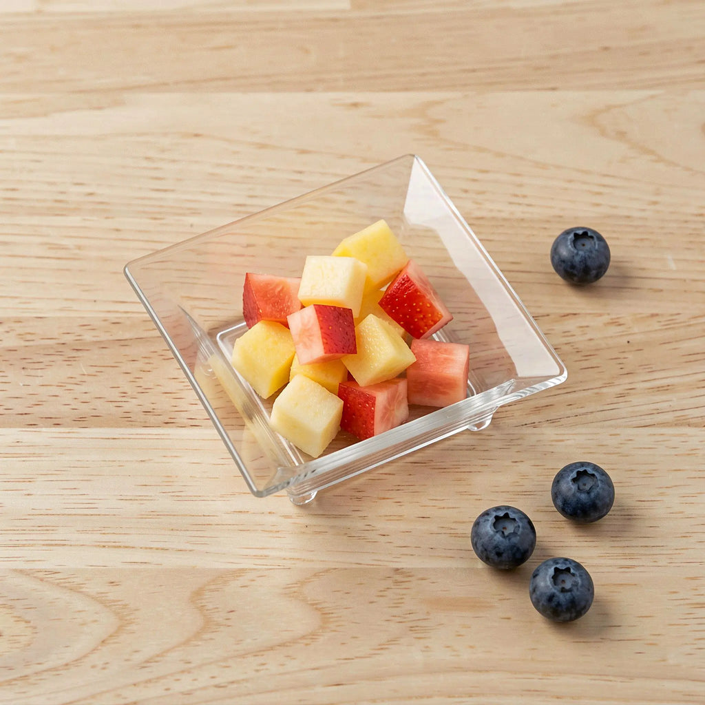 50pcs Clear Plastic Mini Dessert Plates Small Appetizer Dishes Salad Snack Trays Sauces Tastings Wedding Party Supplies