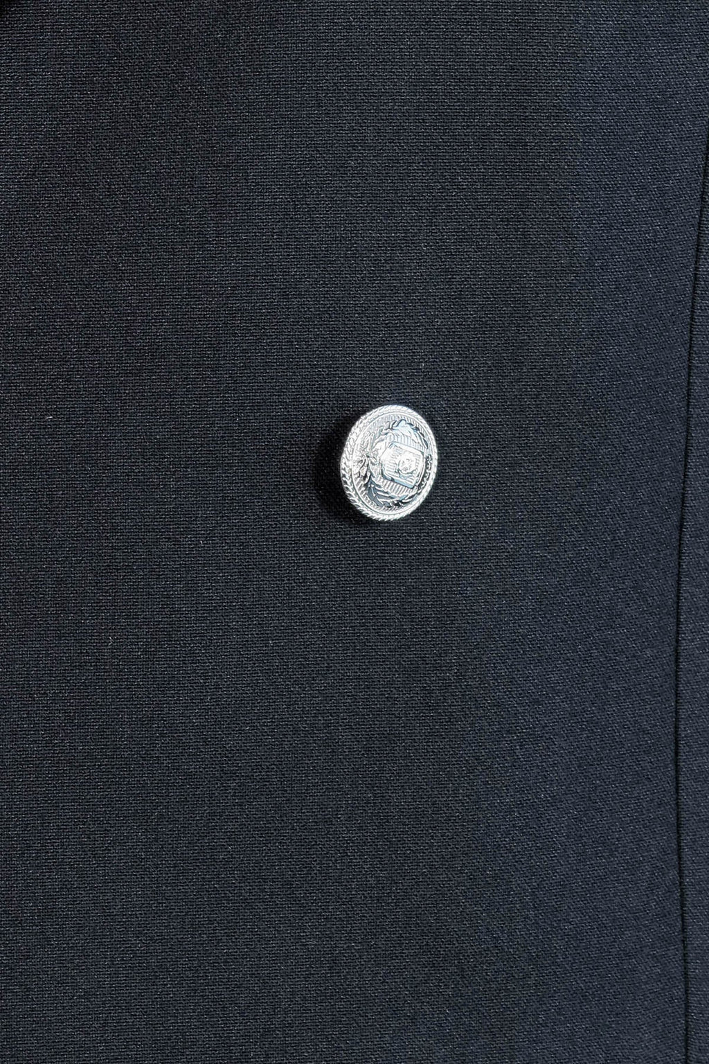 Modern Fit Double-Breasted Black Men’s Suit with Silver-Tone Metal Buttons – Wessi