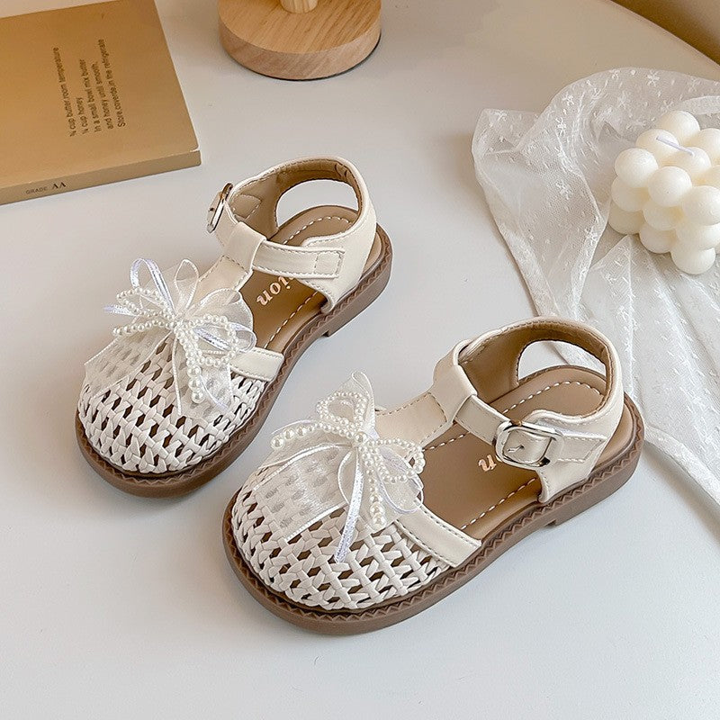 2026 Summer Girls Princess Sandals, Hollow Out Woven Bow Pearl Soft Sole Breathable Baby Beach Princess Shoes