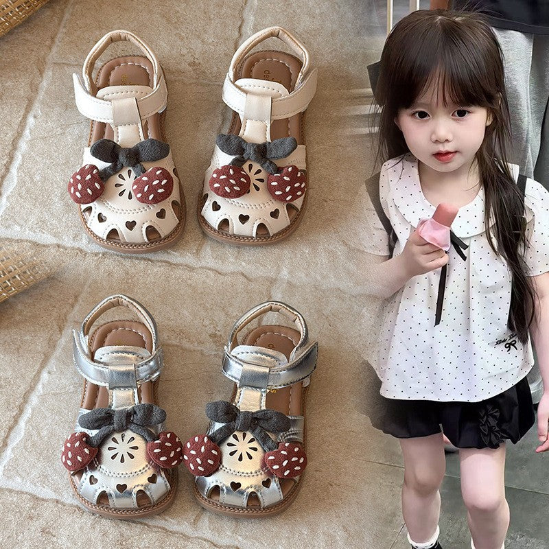 2026 Summer New Girls Closed-Toe Sandals, Princess Style Kids Beach Shoes, Soft Sole All-Match Fashion Children Shoes