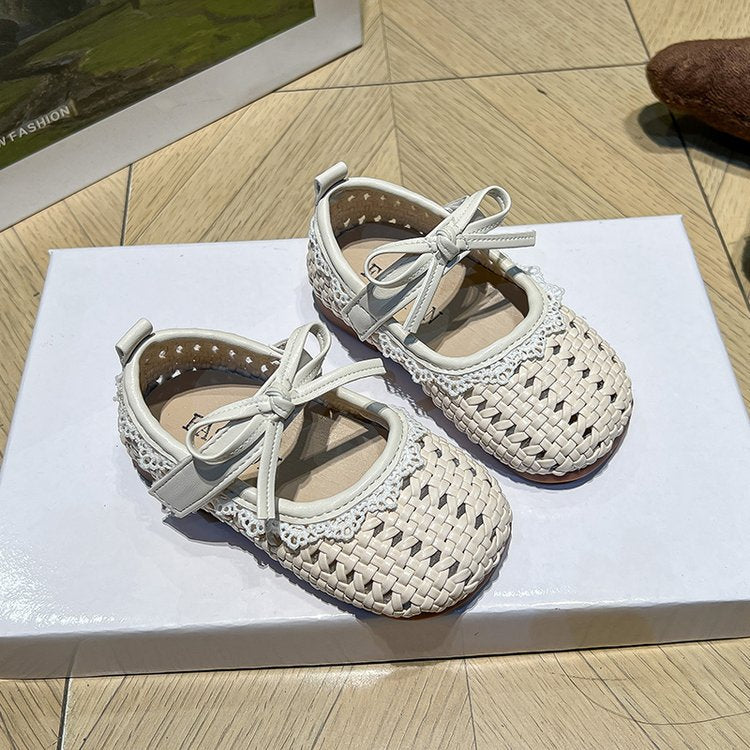 Children's Fashion Hollow Princess Shoes Summer New Style Girls' Soft Bottom Hollow Baotou Little Girls' Anti Slip Sandals