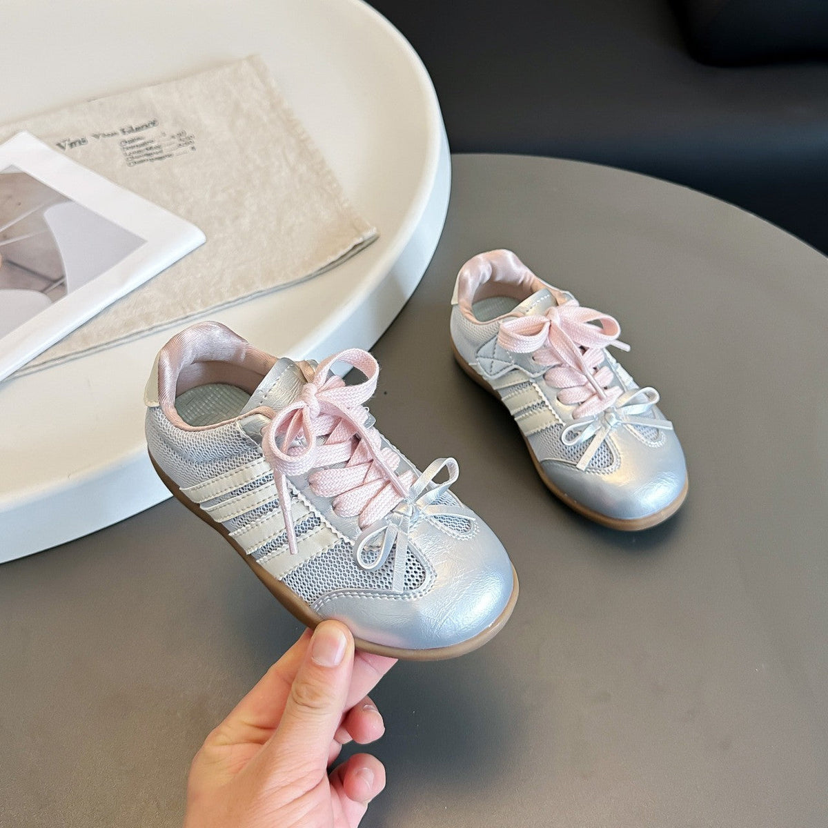 2026 Spring New Girls German Trainers, Korean Style Bow Decor Stylish Genuine Leather Thin Sole Kids Casual Sneakers