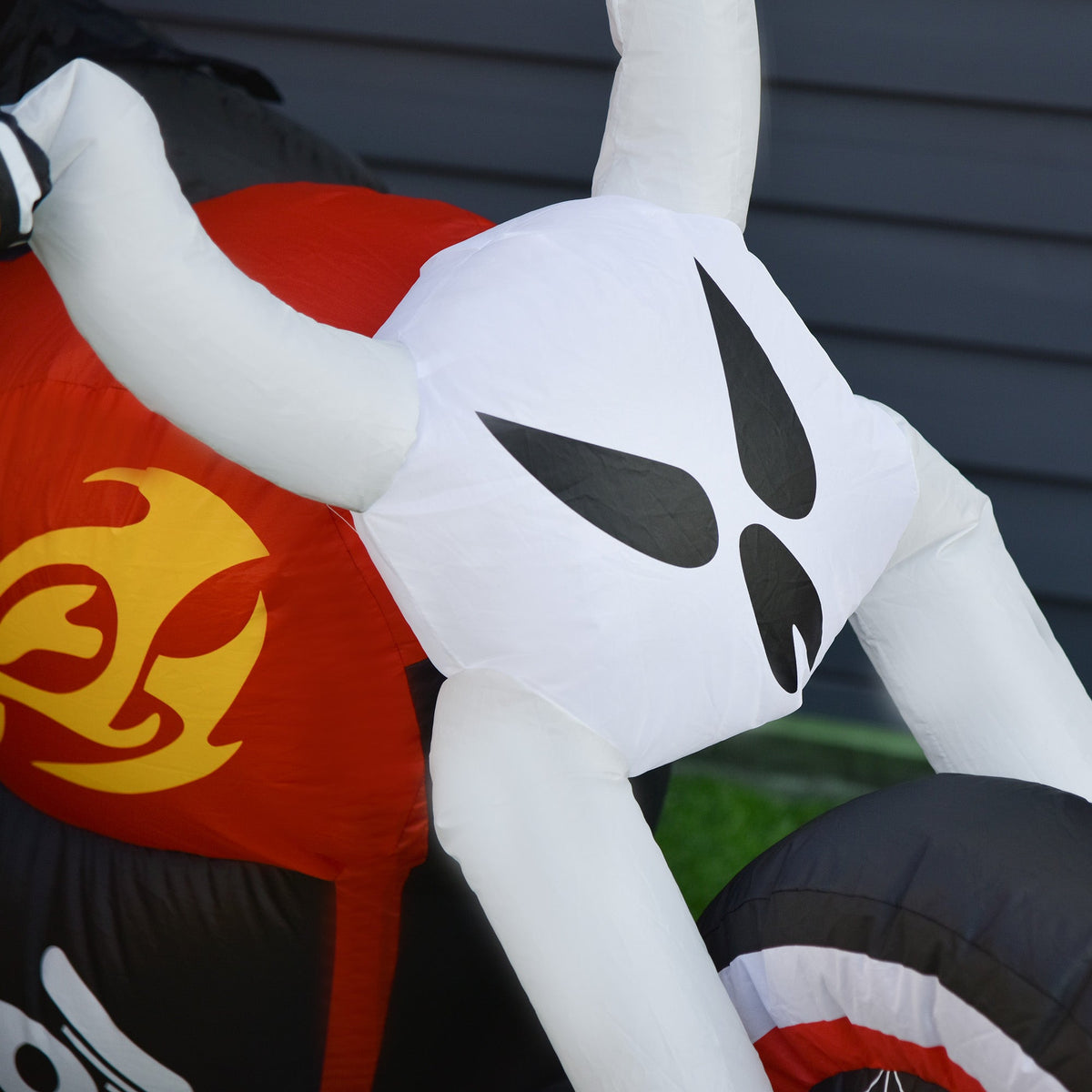 HOMCOM 6' Halloween Inflatable Grim Ghost Biker