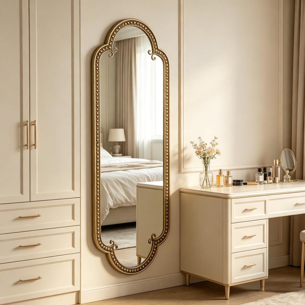 Vintage Scalloped Oval Wall Mirror