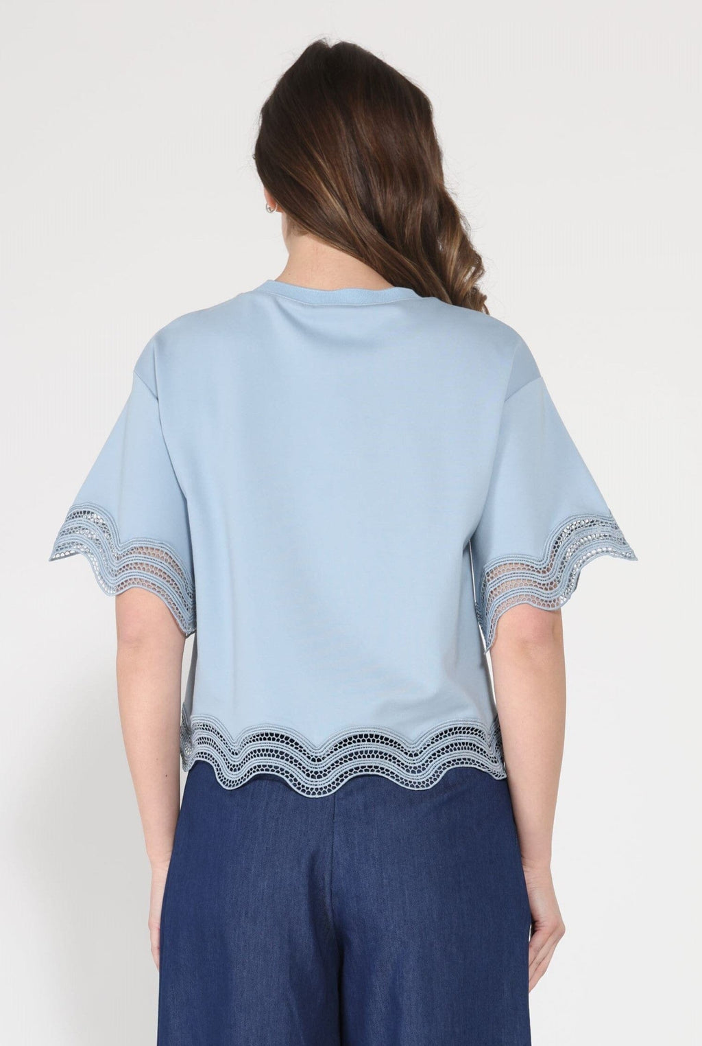 Gracia Fashion Women's Lace Wavy Hem Short Sleeve T-Shirt