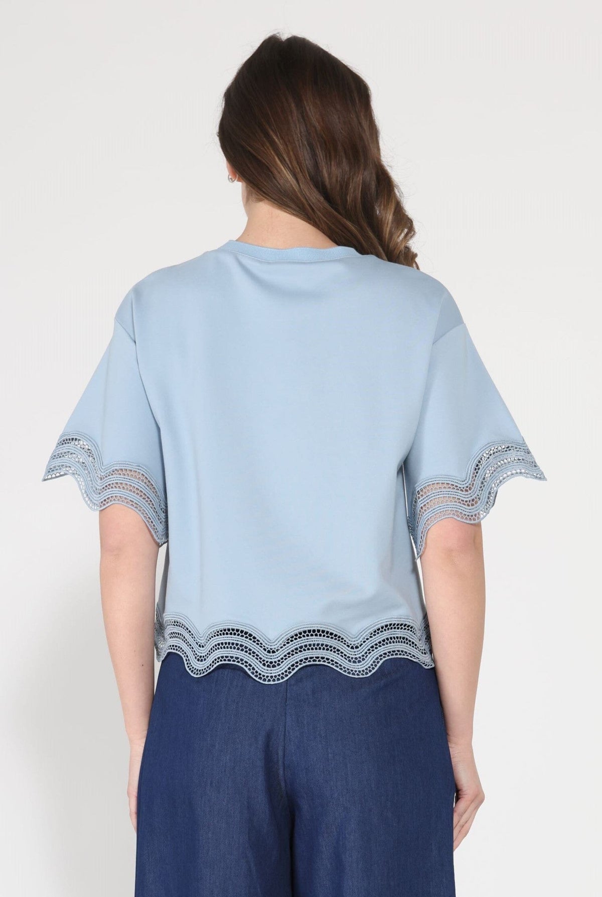 Gracia Fashion Women's Lace Wavy Hem Short Sleeve T-Shirt