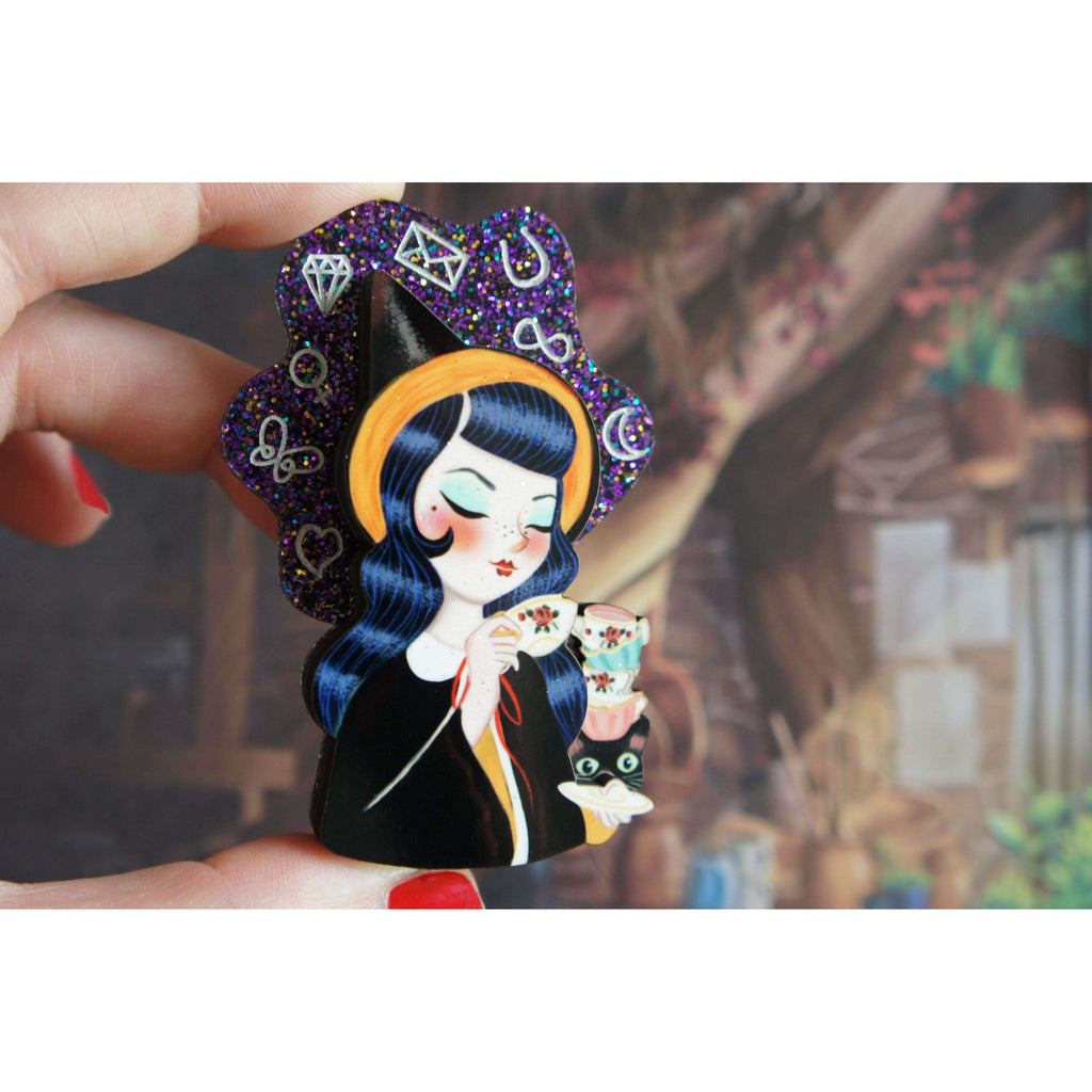 Witch Reading Tasseomancy Brooch by Laliblue | PRE-ORDER SHIPS IN 2-3 WEEKS
