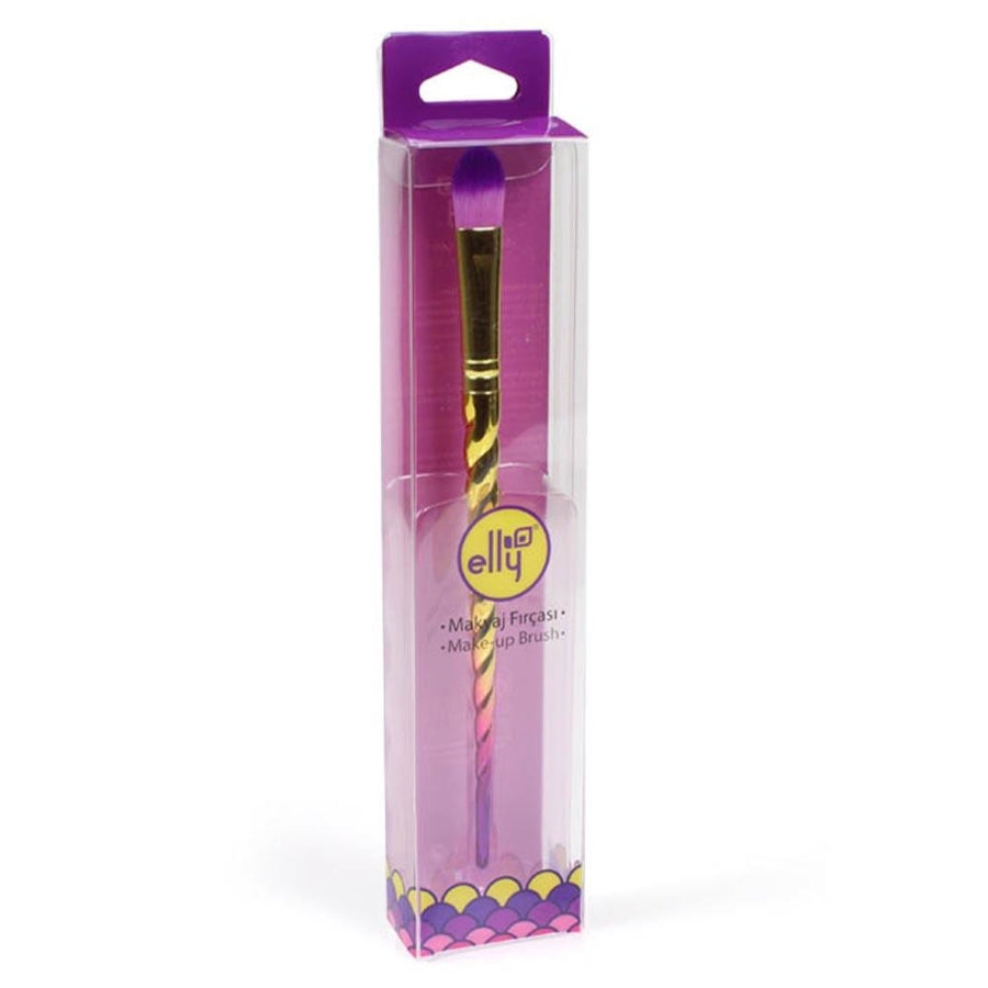 Nascita Elly Wide Angle Eyeshadow Brush for Smooth Blending
